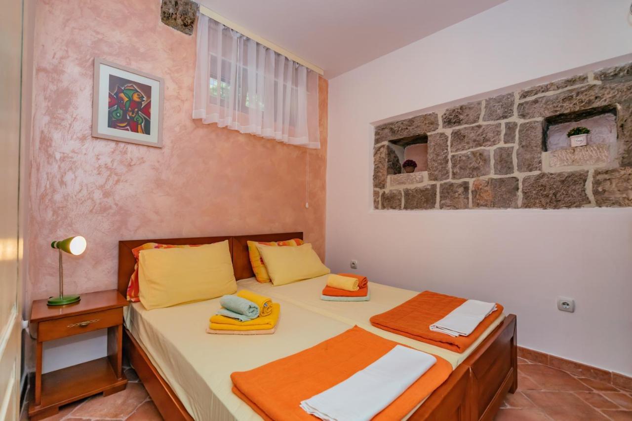 Apartments Bigovo Veljic Tivat Bagian luar foto