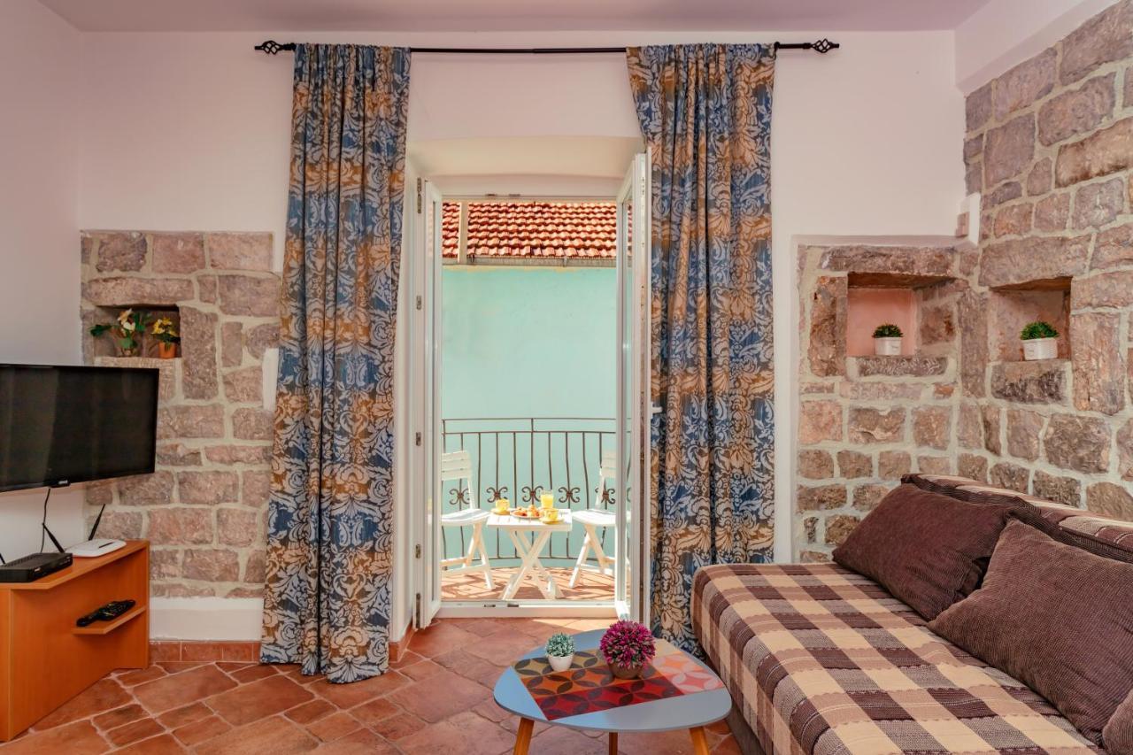 Apartments Bigovo Veljic Tivat Bagian luar foto