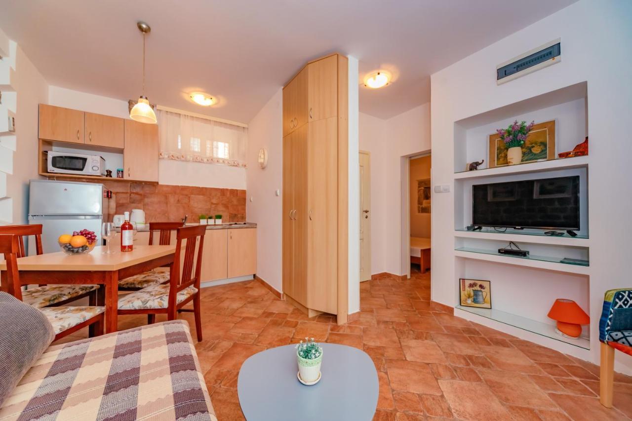 Apartments Bigovo Veljic Tivat Bagian luar foto