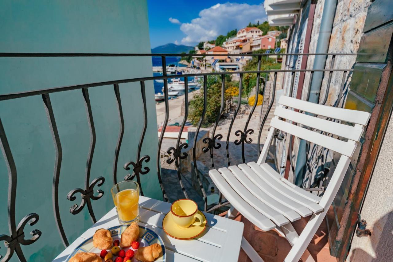 Apartments Bigovo Veljic Tivat Bagian luar foto