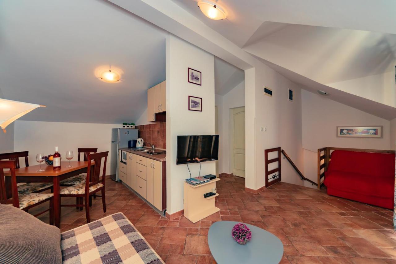 Apartments Bigovo Veljic Tivat Bagian luar foto