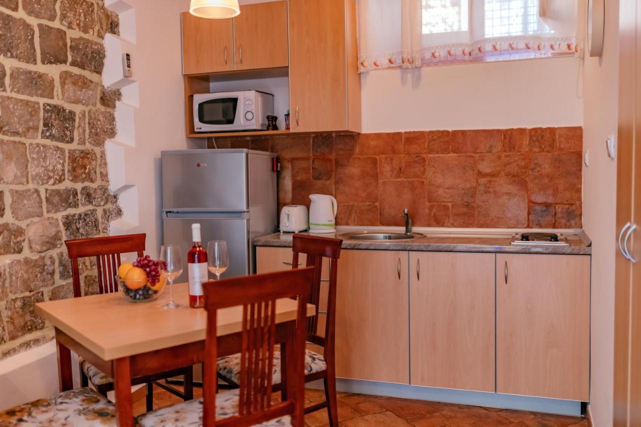 Apartments Bigovo Veljic Tivat Bagian luar foto