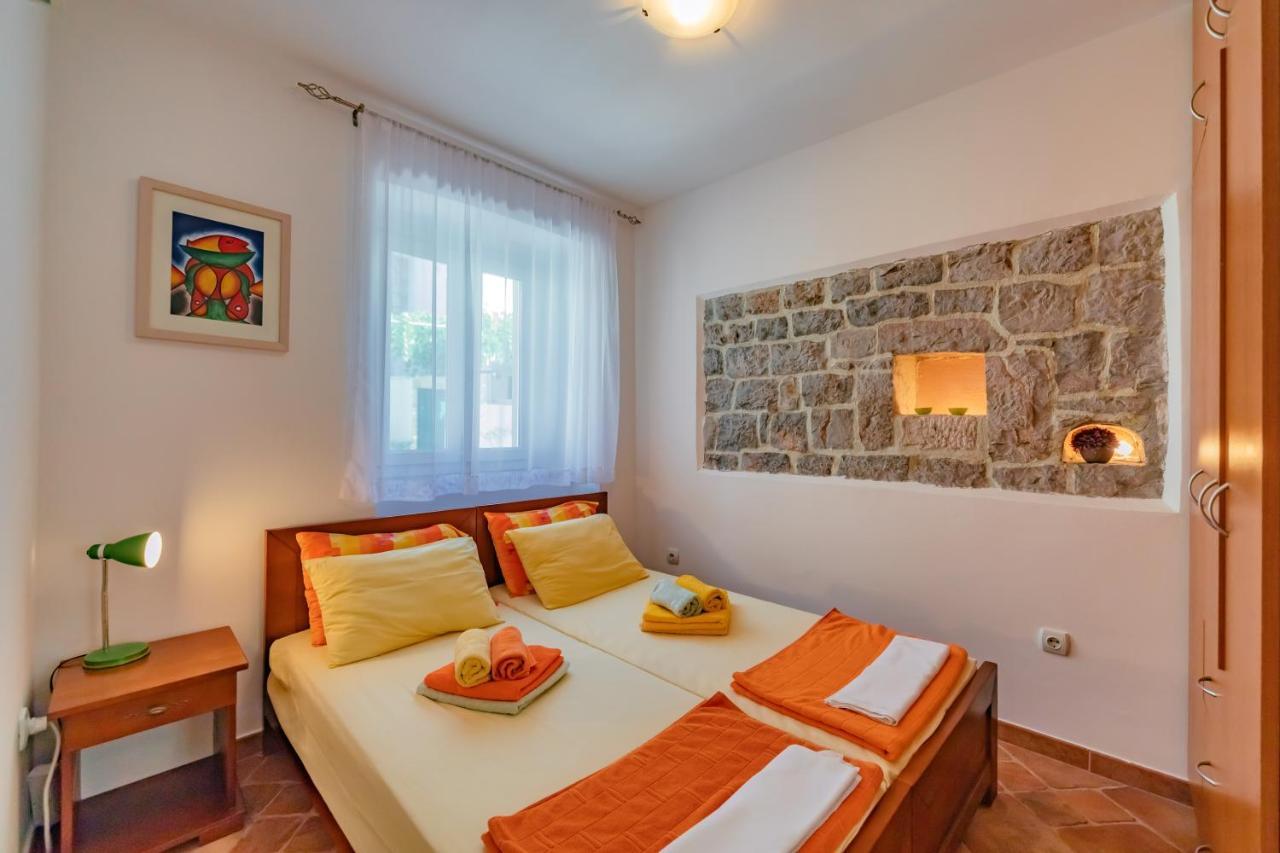 Apartments Bigovo Veljic Tivat Bagian luar foto