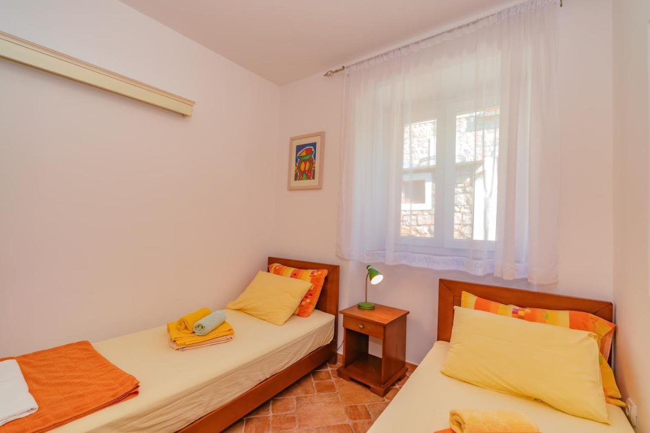 Apartments Bigovo Veljic Tivat Bagian luar foto