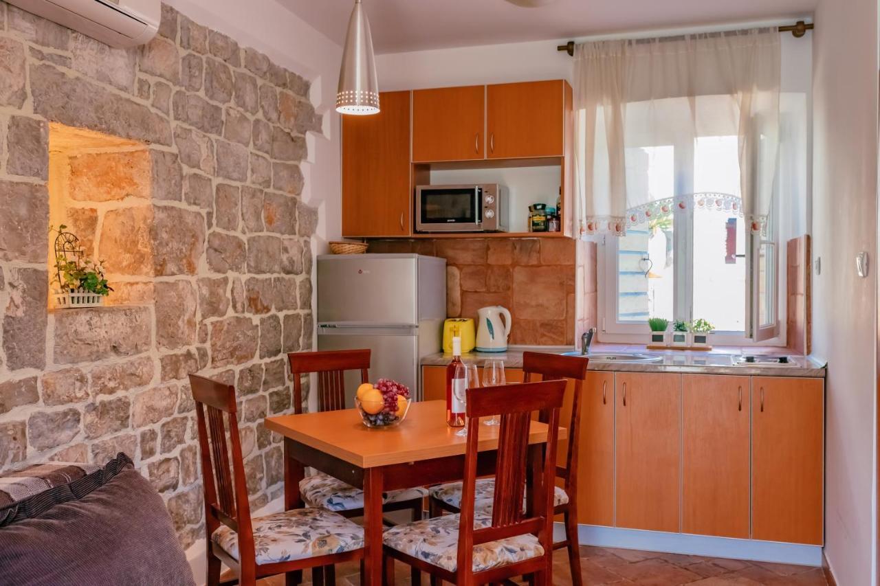 Apartments Bigovo Veljic Tivat Bagian luar foto