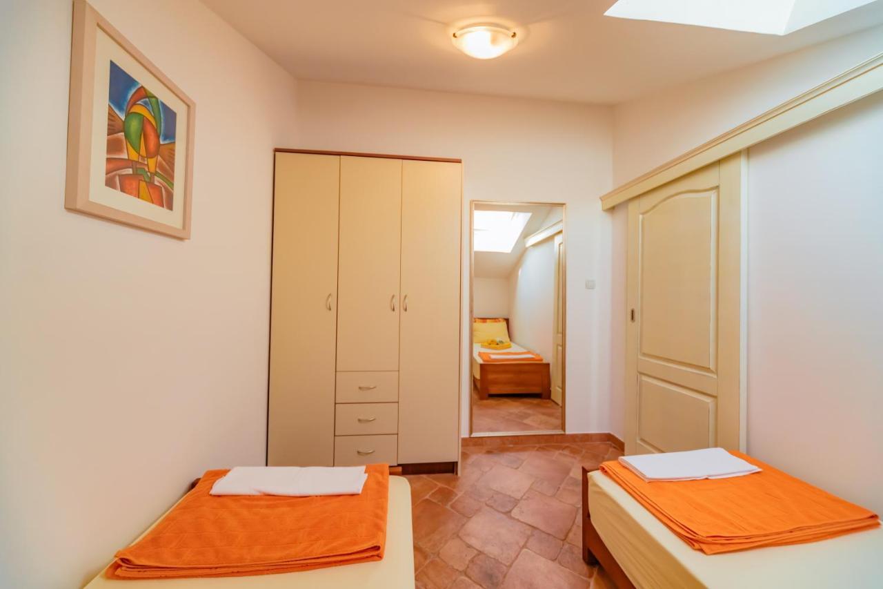 Apartments Bigovo Veljic Tivat Bagian luar foto