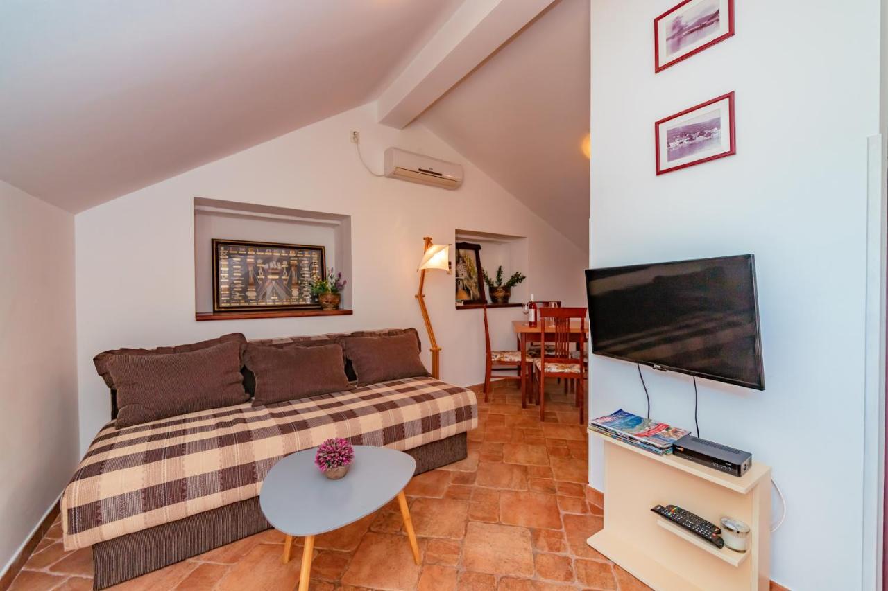 Apartments Bigovo Veljic Tivat Bagian luar foto