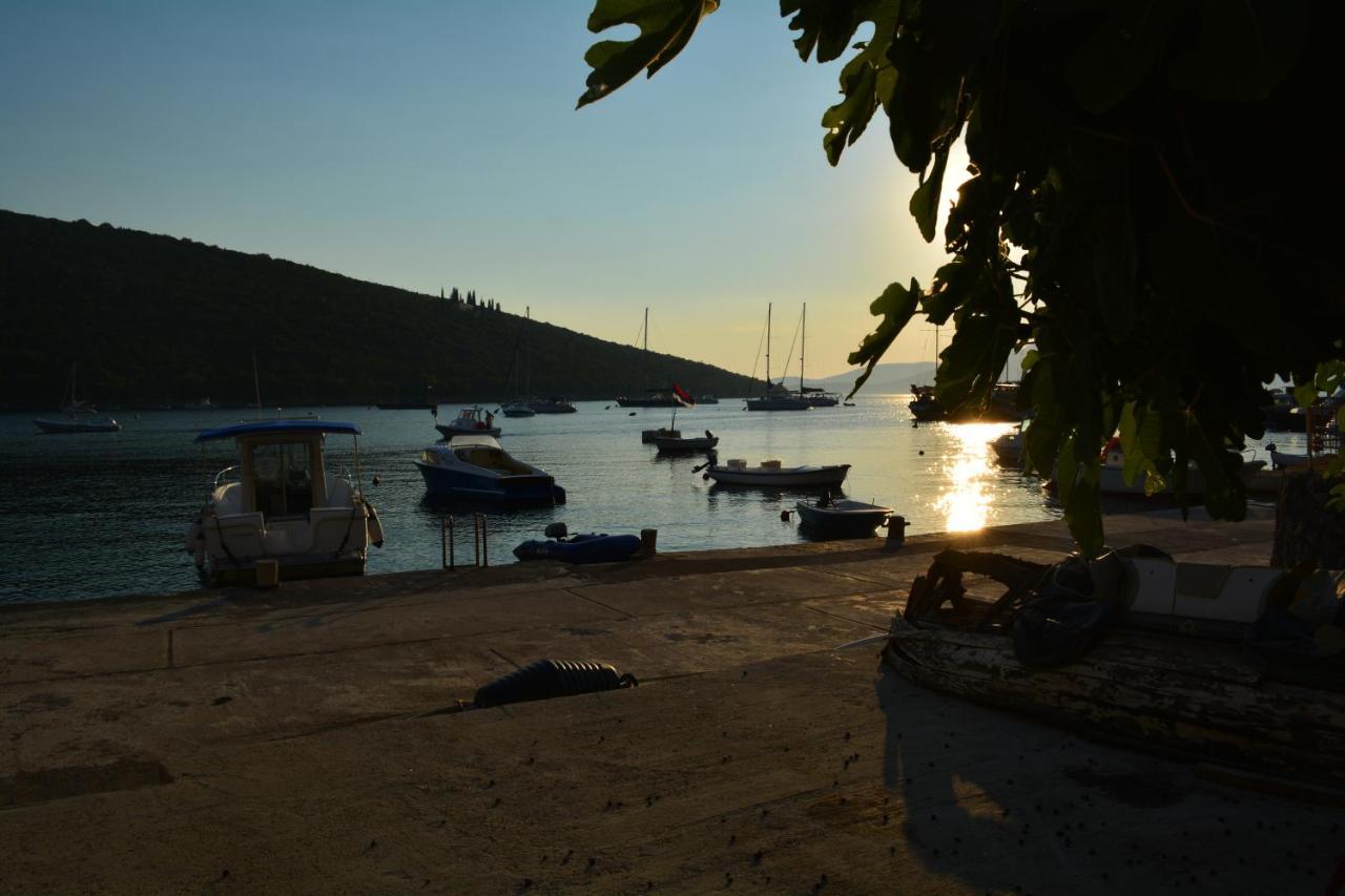 Apartments Bigovo Veljic Tivat Bagian luar foto